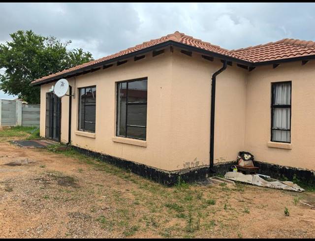 3 BEDROOM PROPERTY TO RENT IN GOUDRAND